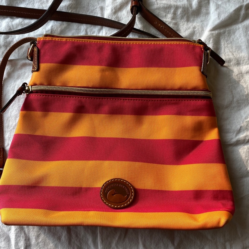 Dooney & Bourke Purse